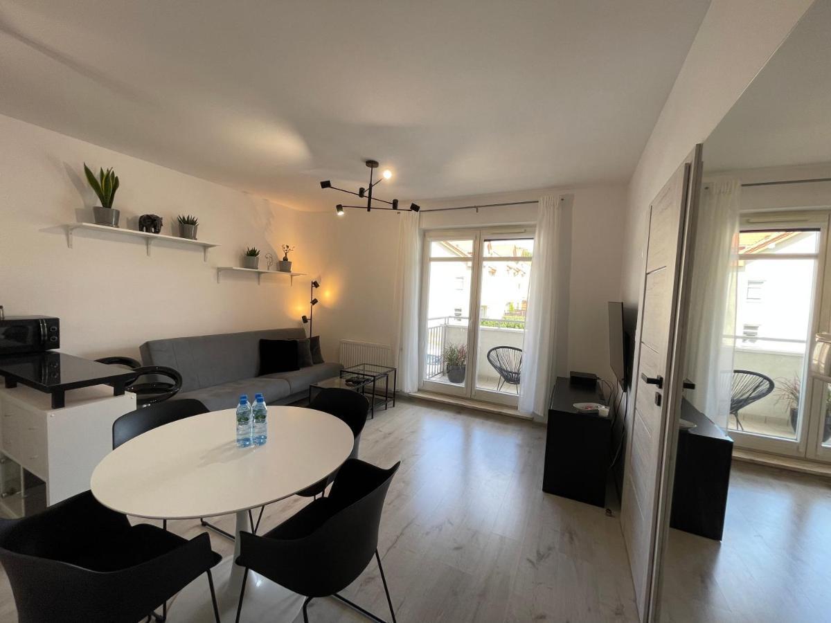 Modern Box Apartment Gdynia Extérieur photo