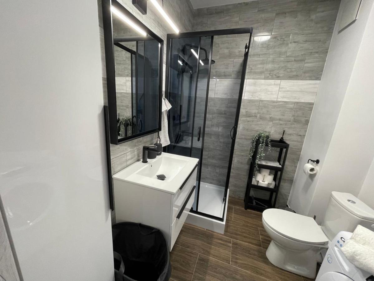 Modern Box Apartment Gdynia Extérieur photo